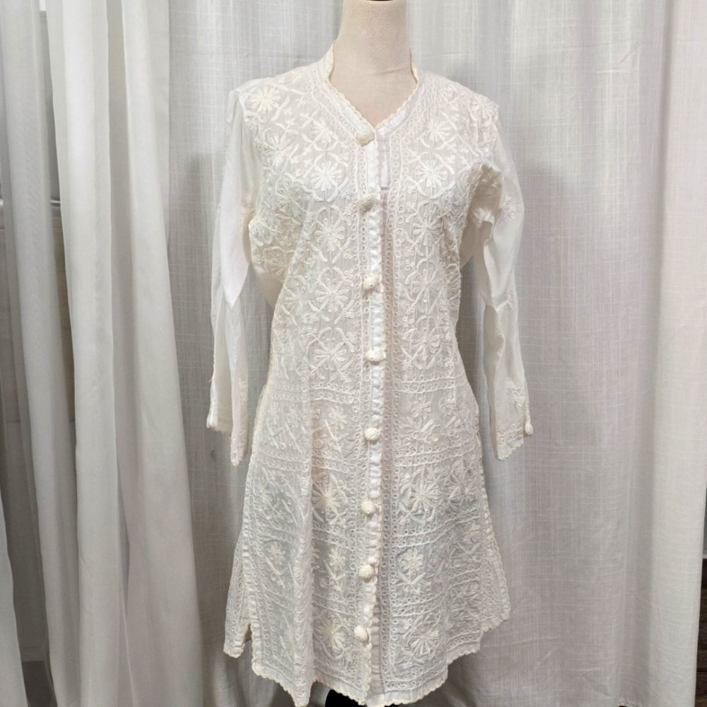 100% Cotton White Embroidered Kimono with Lace & Sequin Details Made In India M